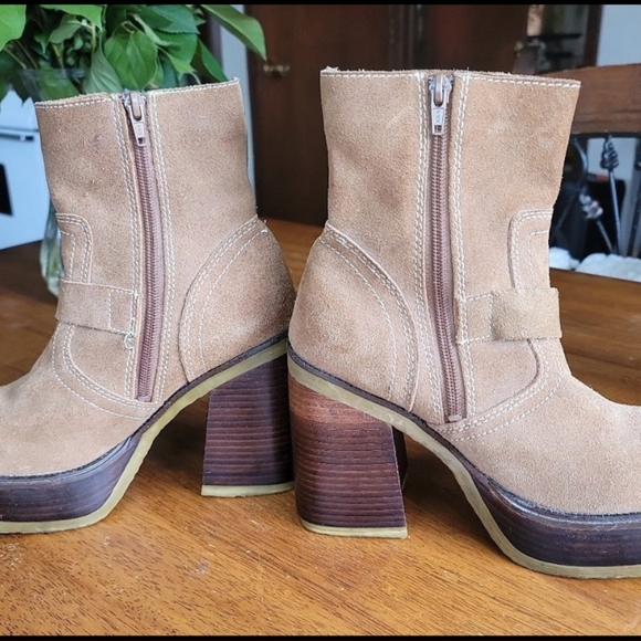 Vintage Y2K Soda Platform Boots. Rare Find! Size 81/2 to 9 - Picture 3 of 11